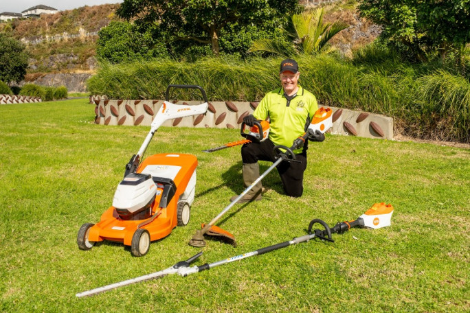 Lawn and Garden Services Franchise for Sale Auckland