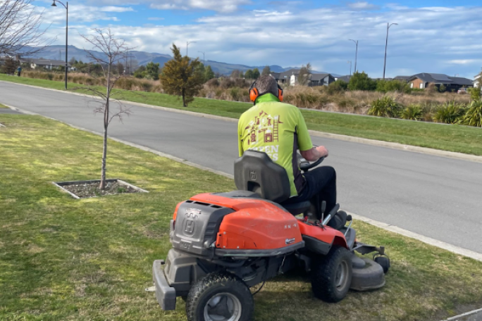 Lawn and Garden Services Franchise for Sale Christchurch