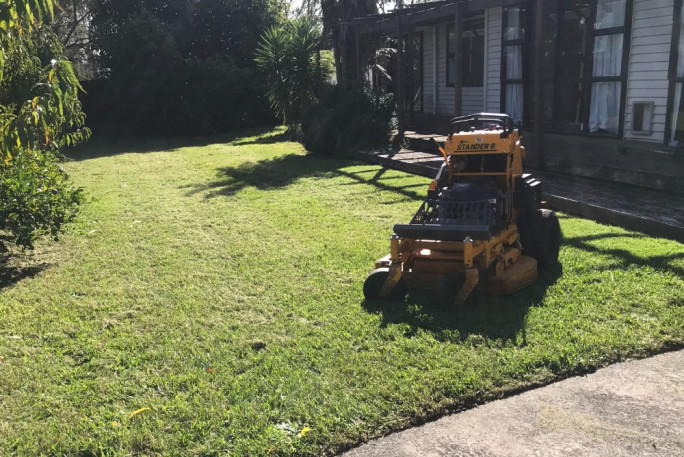 Lawn and Garden Services Franchise for Sale Hamilton