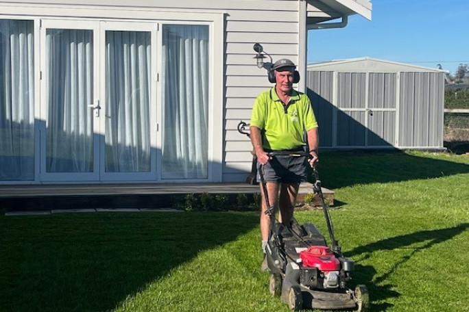 Lawn and Garden Services Franchise for Sale Hawkes Bay